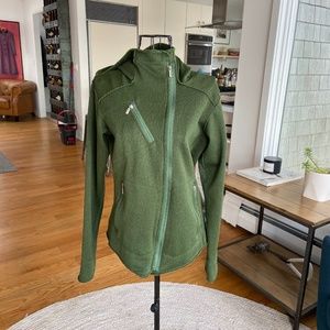 Nau athletic sweatshirt